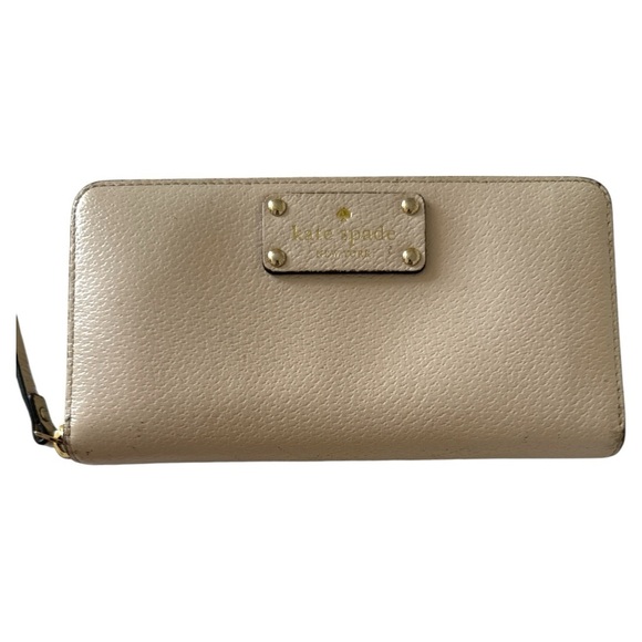 kate spade Handbags - Kate Spade Madison Wallet
